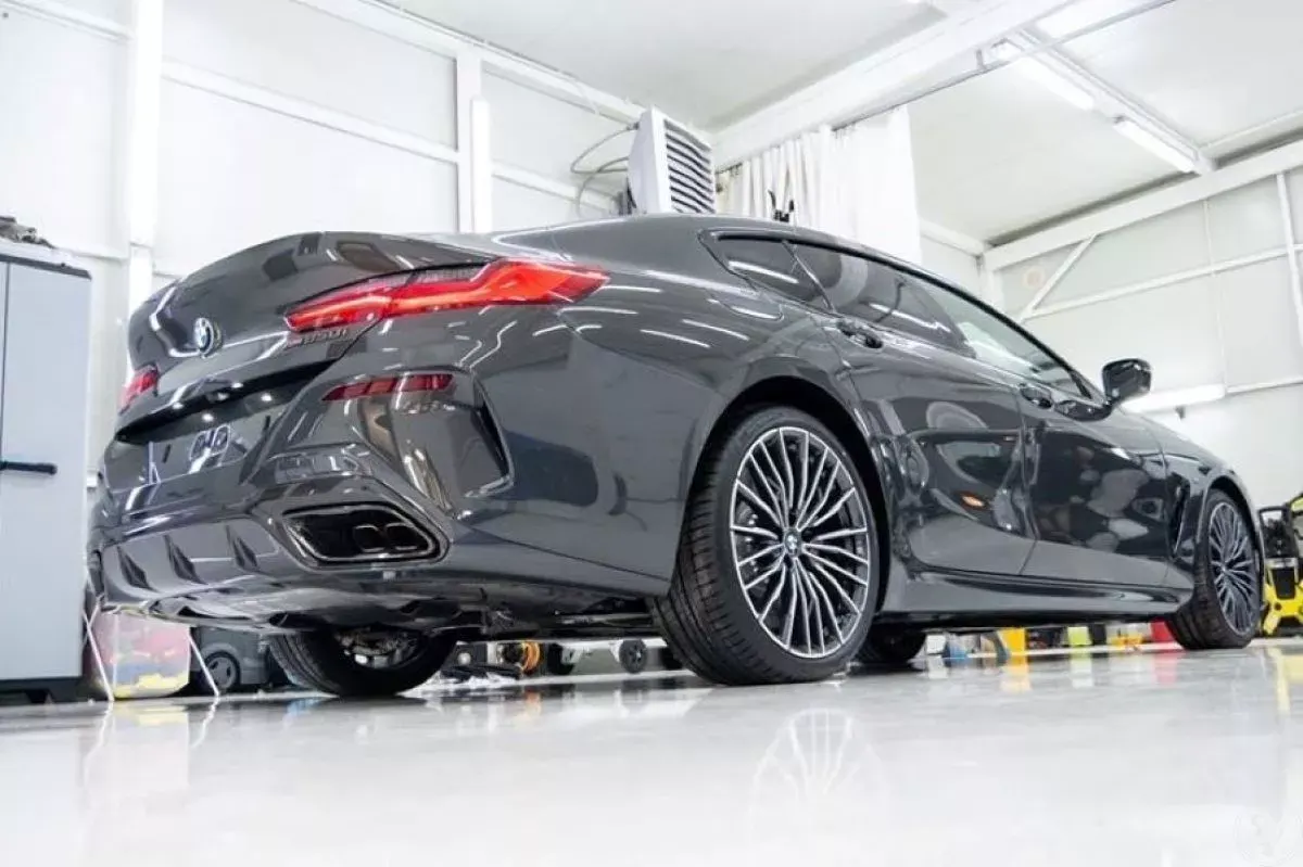 BMW 850i – samochód do wynajęcia w Brzesku